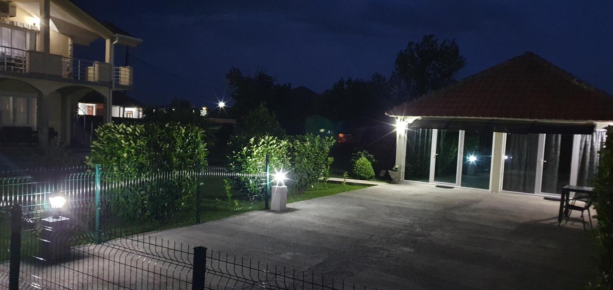 Cozzy Apartment Near The Aiport Podgorica Exterior photo